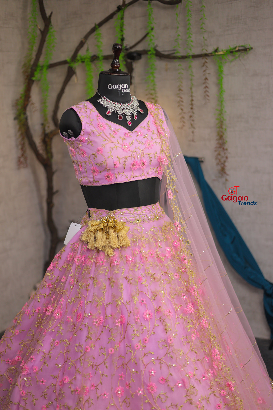 premium Pink Colour embrodery  work and designer blouse Festive look lehenga